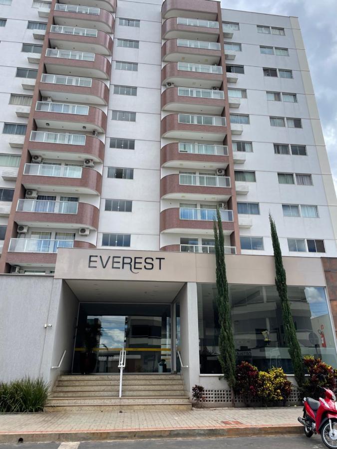 Everest Flat Service กัลดัสโนวัส ภายนอก รูปภาพ